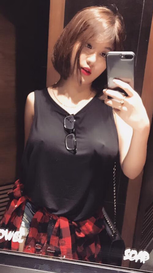 FB体育平台-巴黎迎战蒙彼利埃，全力备战冲刺联赛冠军，巴黎vs蒙彼利埃视频